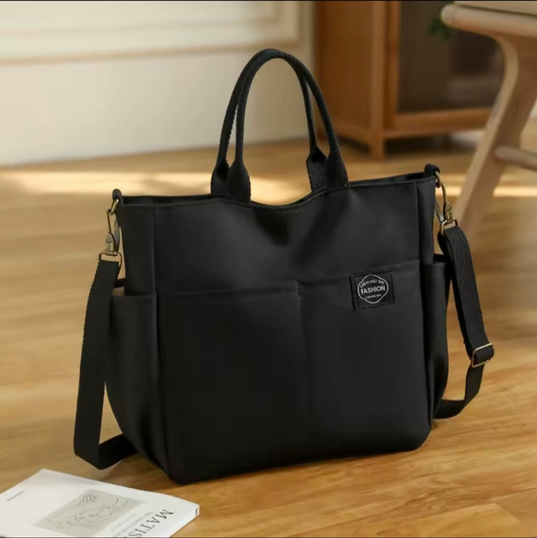 Multi-Compartment Bag – Comfort, Style and Organization