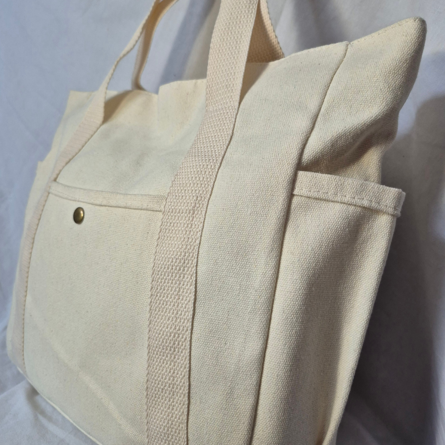 The Minimalist Canvas Bag - Simplicity &amp; Space